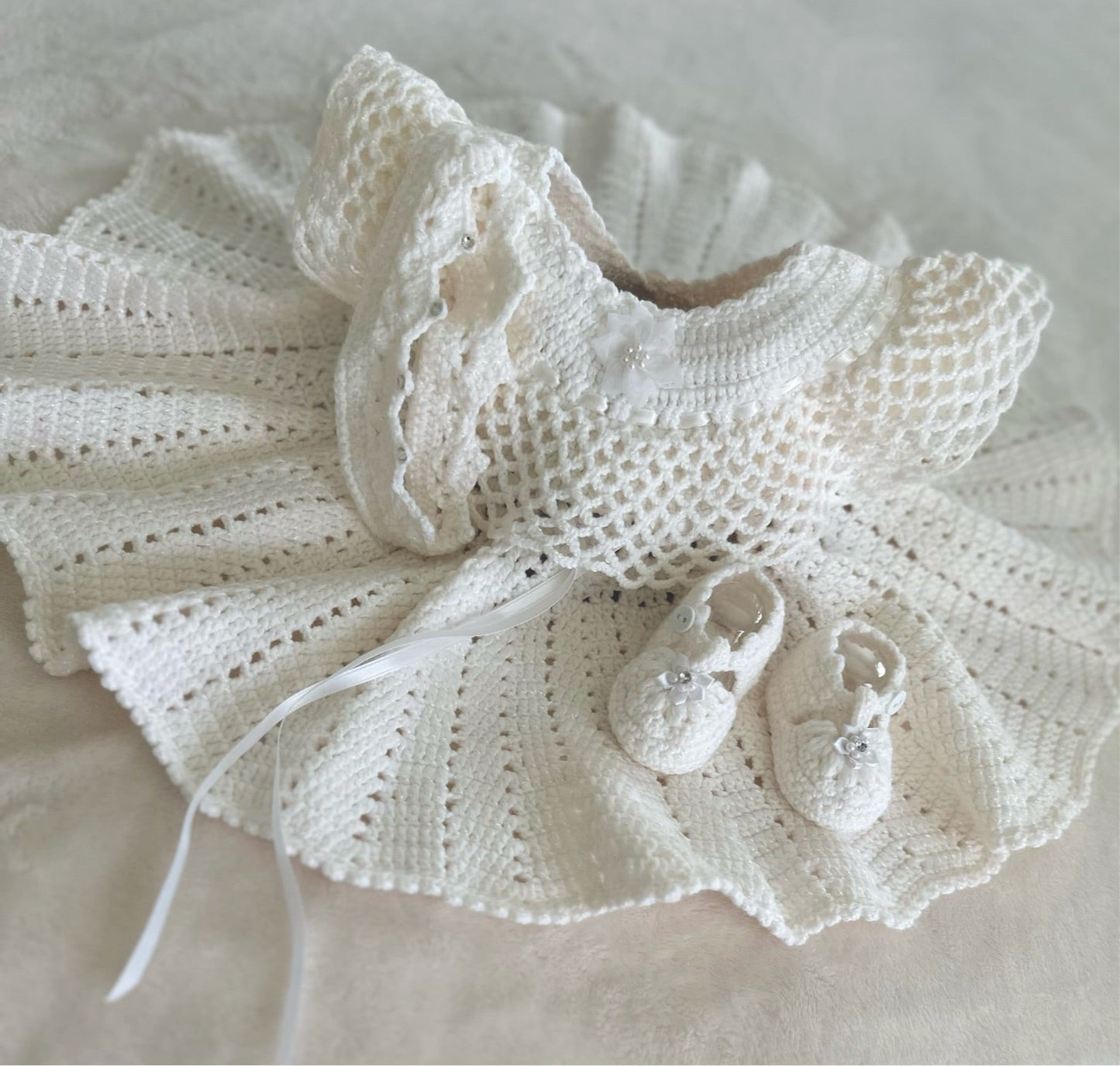 Snowy White Baby Set