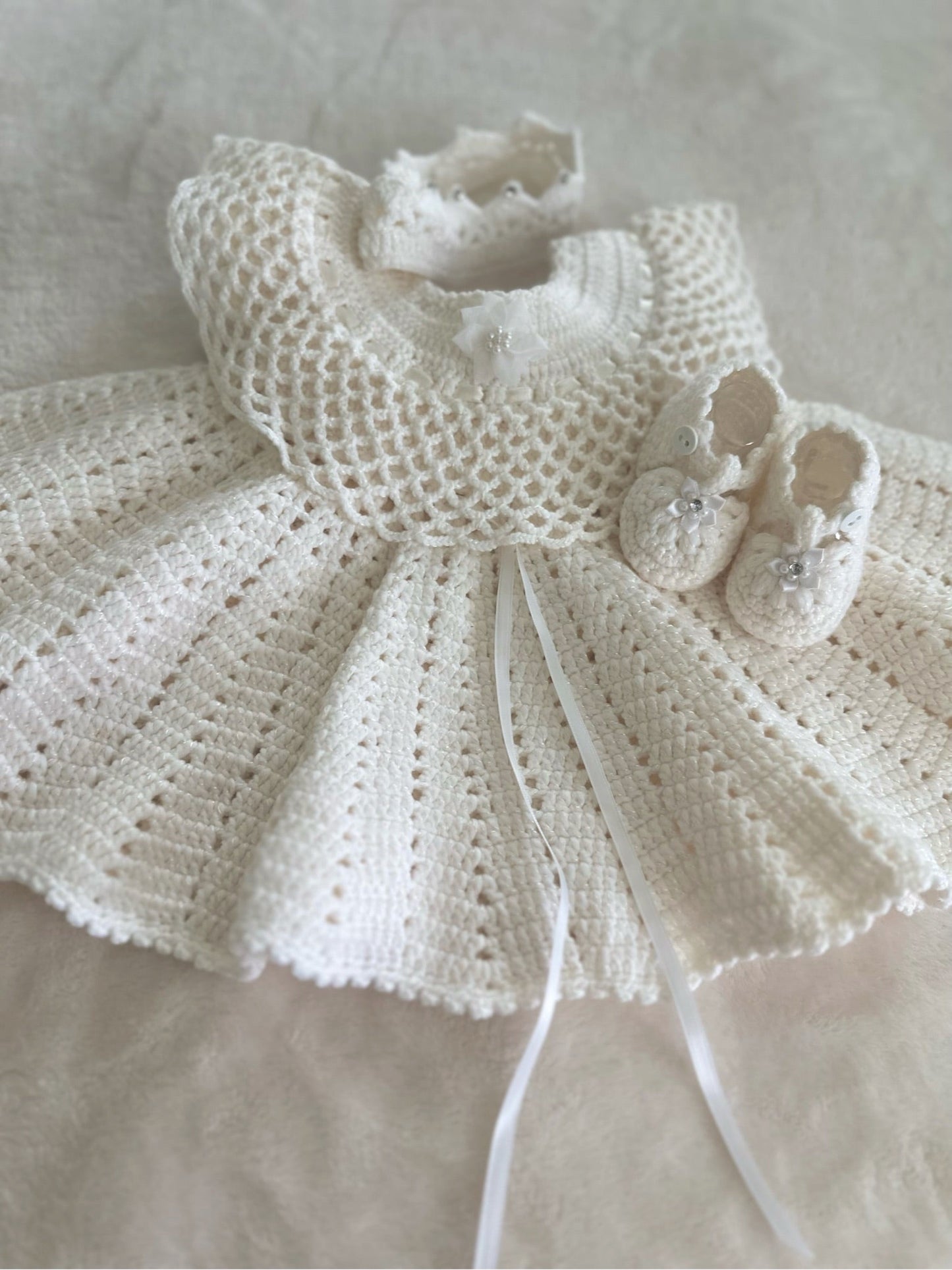 Snowy White Baby Set